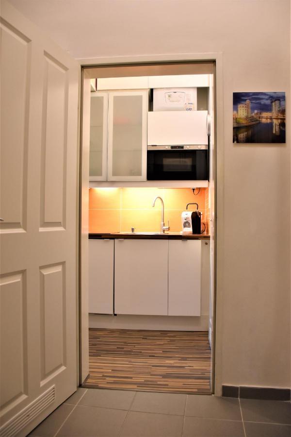 Studio-Apartment Augarten Vienna Luaran gambar